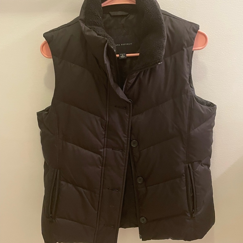 Womens Black Banana Republic Puffer Vest Small
